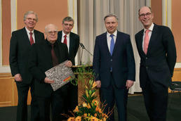 Hans Joachim Schädlich erhält den Berliner Literaturpreis 2014