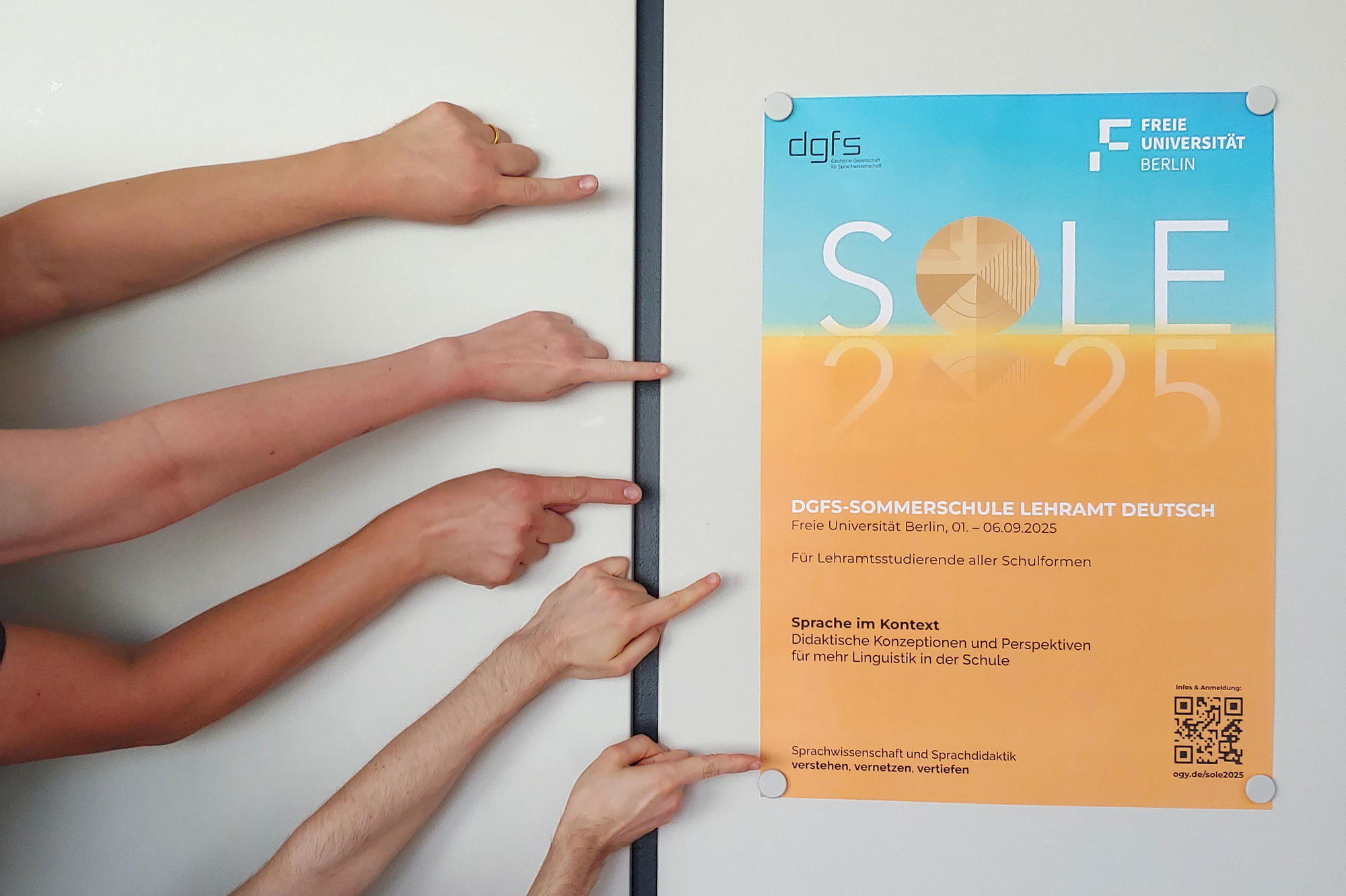 Bei der DGfS-Sommerschule Lehramt Deutsch kommen Lehramtsstudierende des Faches Deutsch aus ganz Deutschland an der Freien Universität Berlin zusammen