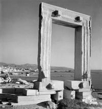  	  Der Eingang des Tempels des Dionysos, Naxos (1950-53)
