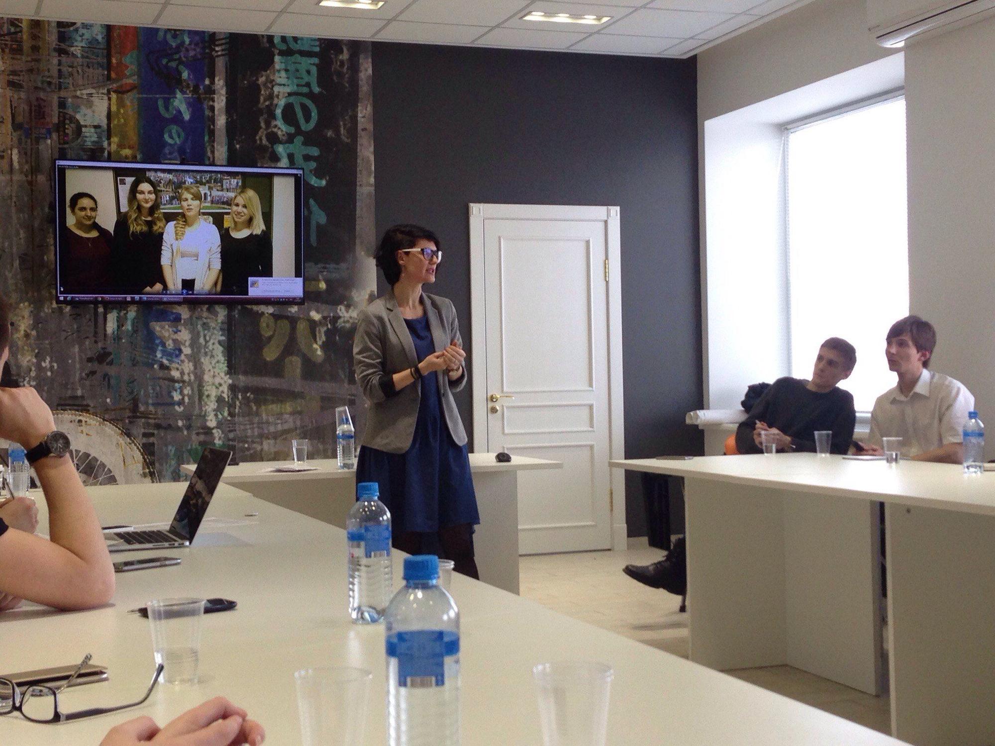 Maria Efimova im Unterricht