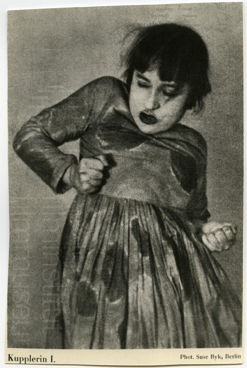 Valeska Gert as "Kupplerin". Filmed by Suse Byk, Berlin 1925.